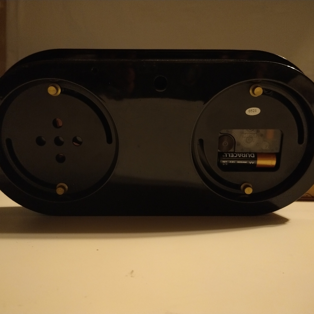 Clock - Picture 4 of 4